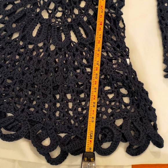 NWT PAPILLON navy macrame asymmetrical pullover top with bell sleeves - Picture 5 of 8